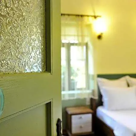 Hotel Petrino Gokceada Kitchen Derekoy (Gokceada)